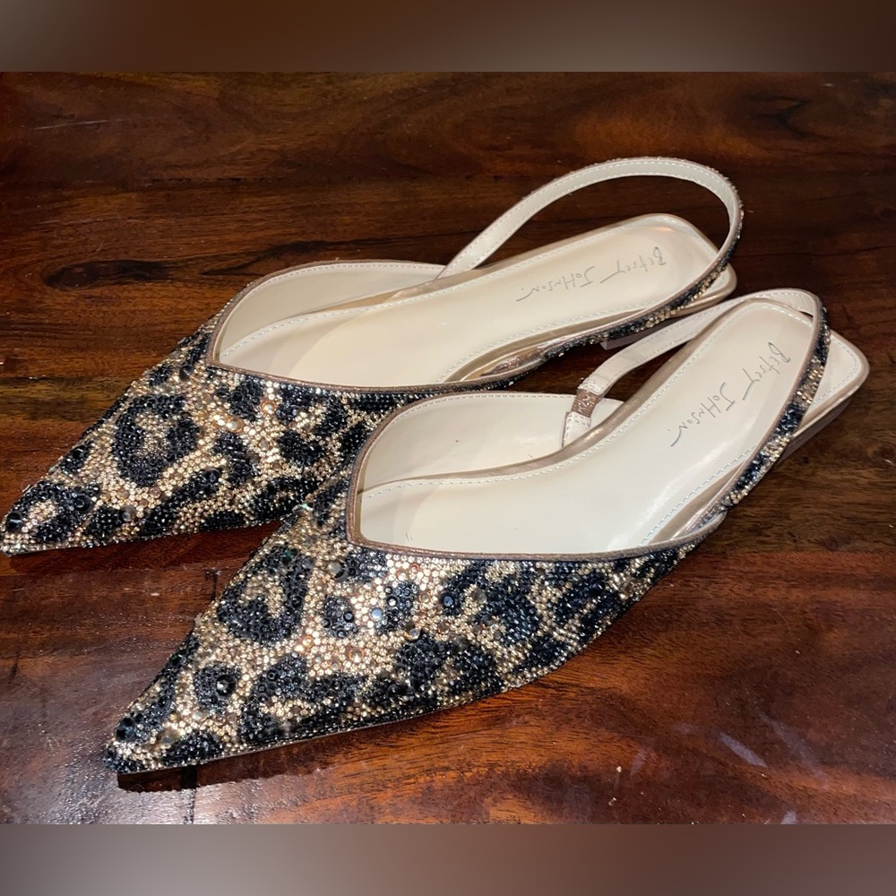 Betsey Johnson Leopard Rhinestone Slingback Pointed Toe Flats Size 12